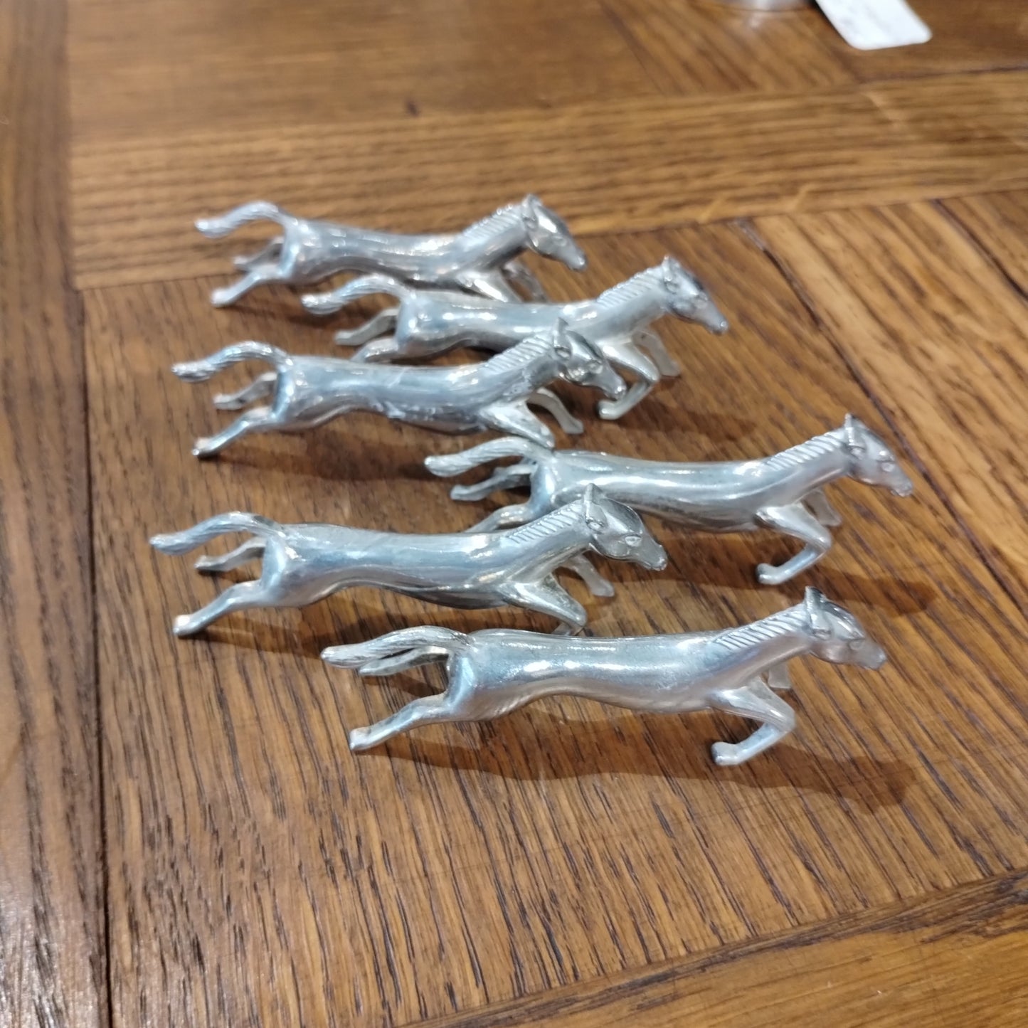 Horse Knife Rests
