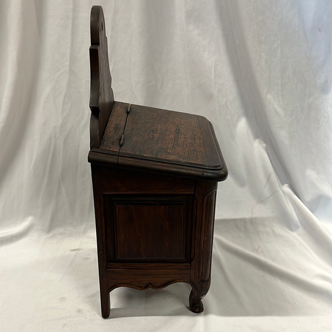 French carved oak sel (salt) box