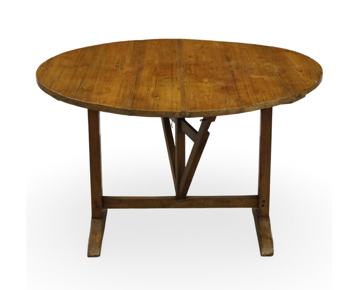 Vintagé Vitner’s Table