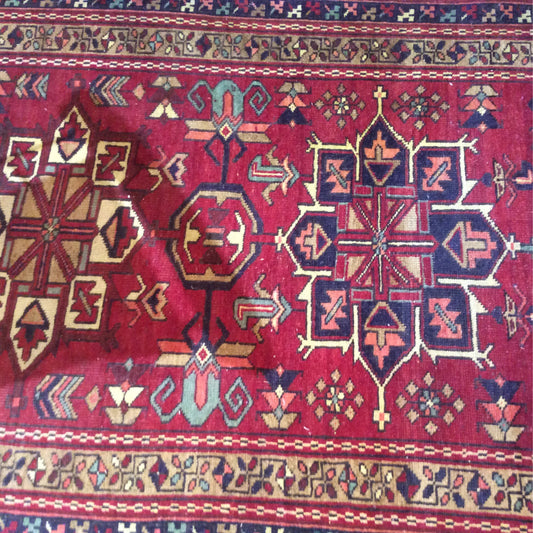 Karajeh Persian runner